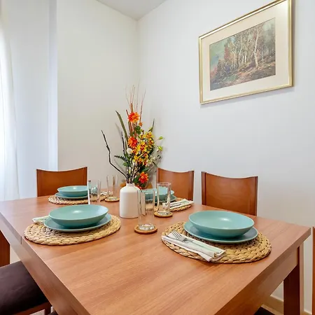 Ca La Merce Apartment *